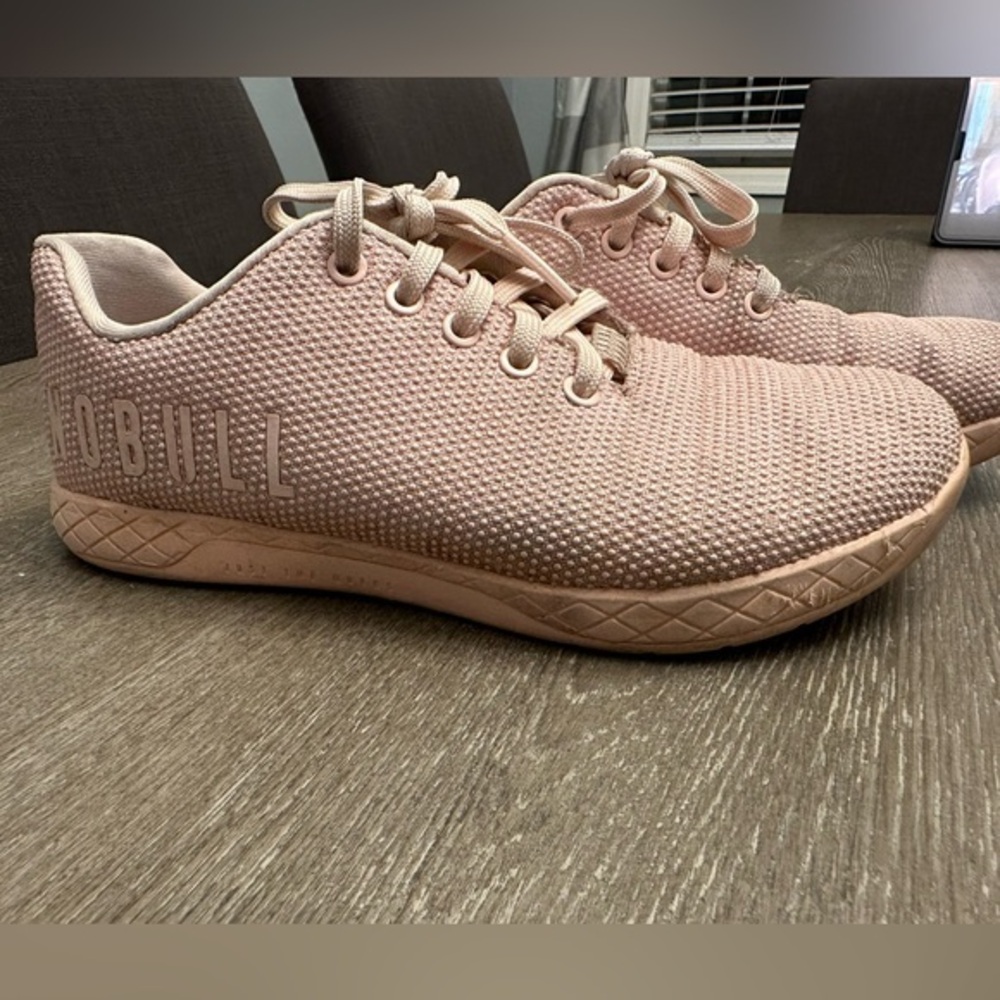 NOBULL LIGHT PINK TENNIS SHOES - Size 8